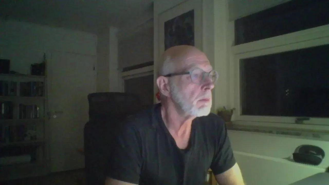 gr8dkdick on Cam4 