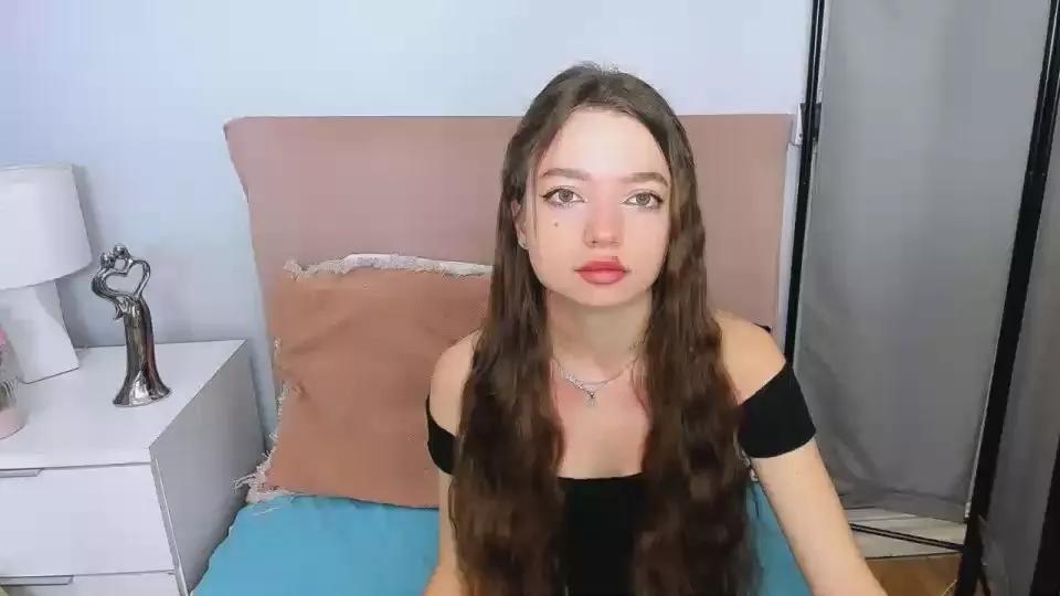 GraceFlirt on Cam4 
