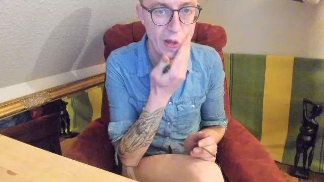 greenvelvetxxx on Cam4 
