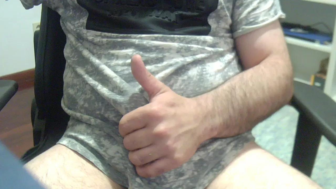 Offline gutig_14 on Cam4