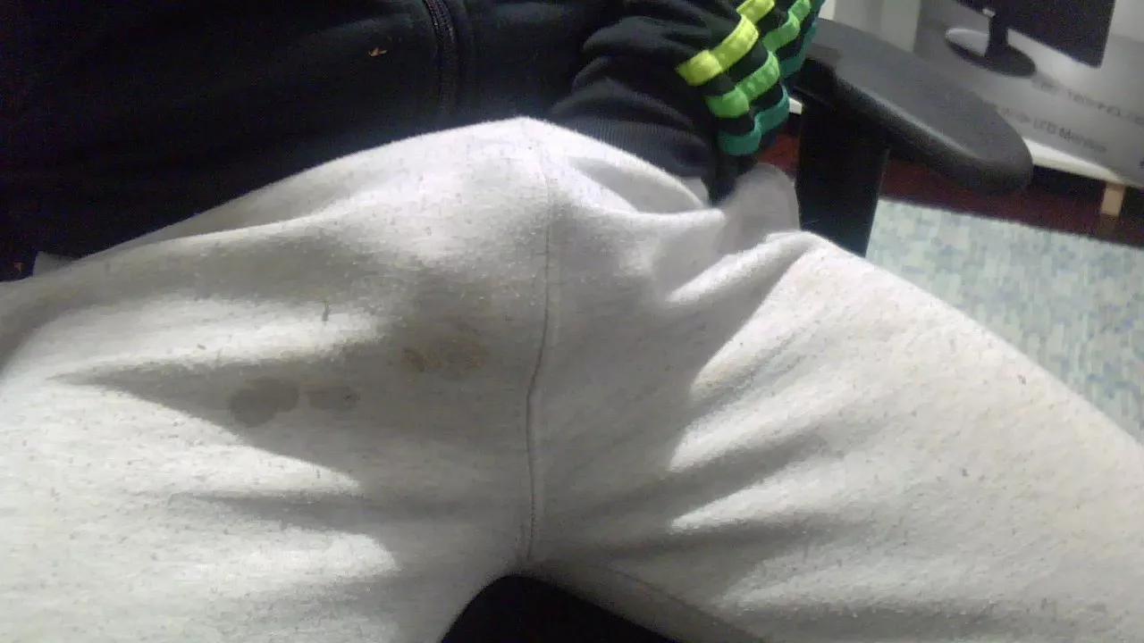 Offline gutig_14 on Cam4