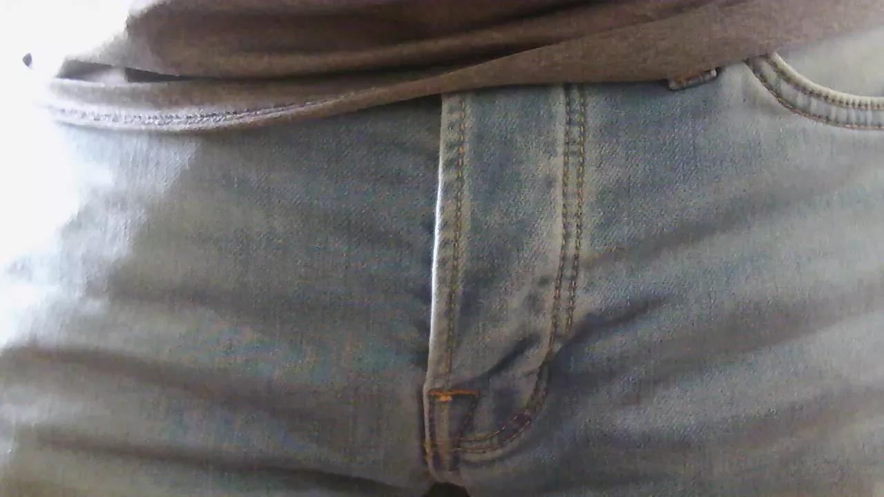 guy3636 on Cam4 