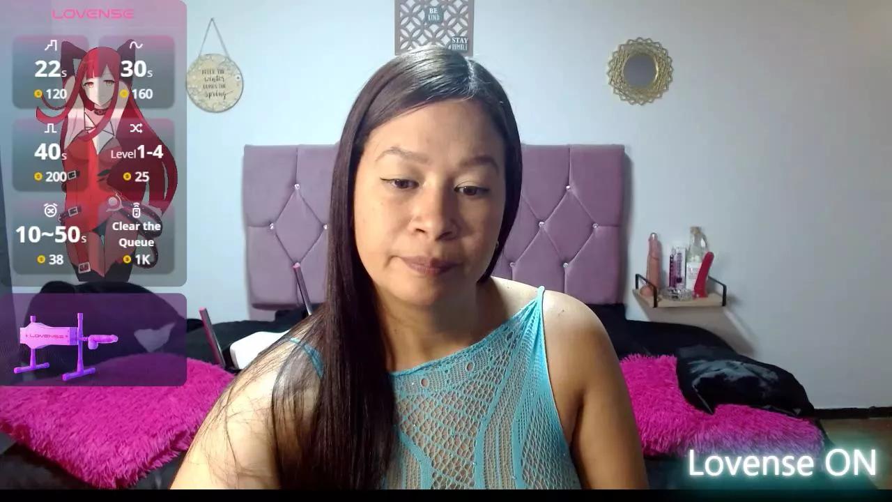 gyrlmaturee on Cam4 
