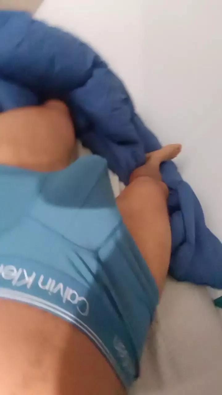 handsomechile on Cam4 