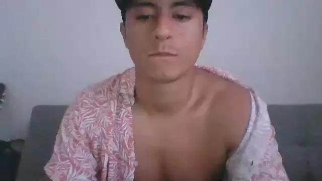 handsomechile on Cam4 