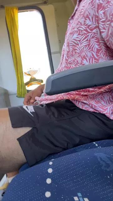 handsomechile on Cam4 