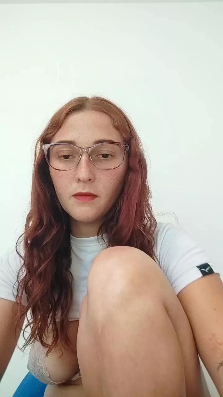 hanna_fox3 on Cam4 