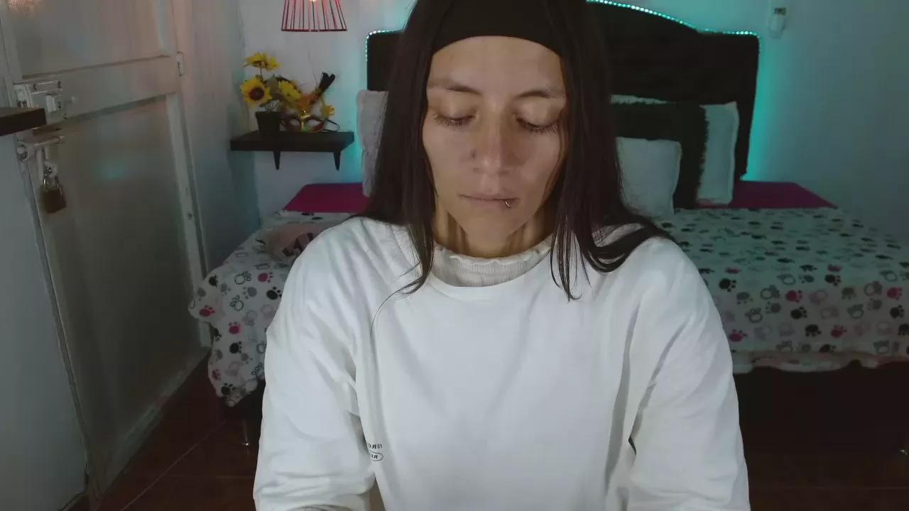 hanna_grey2 on Cam4 