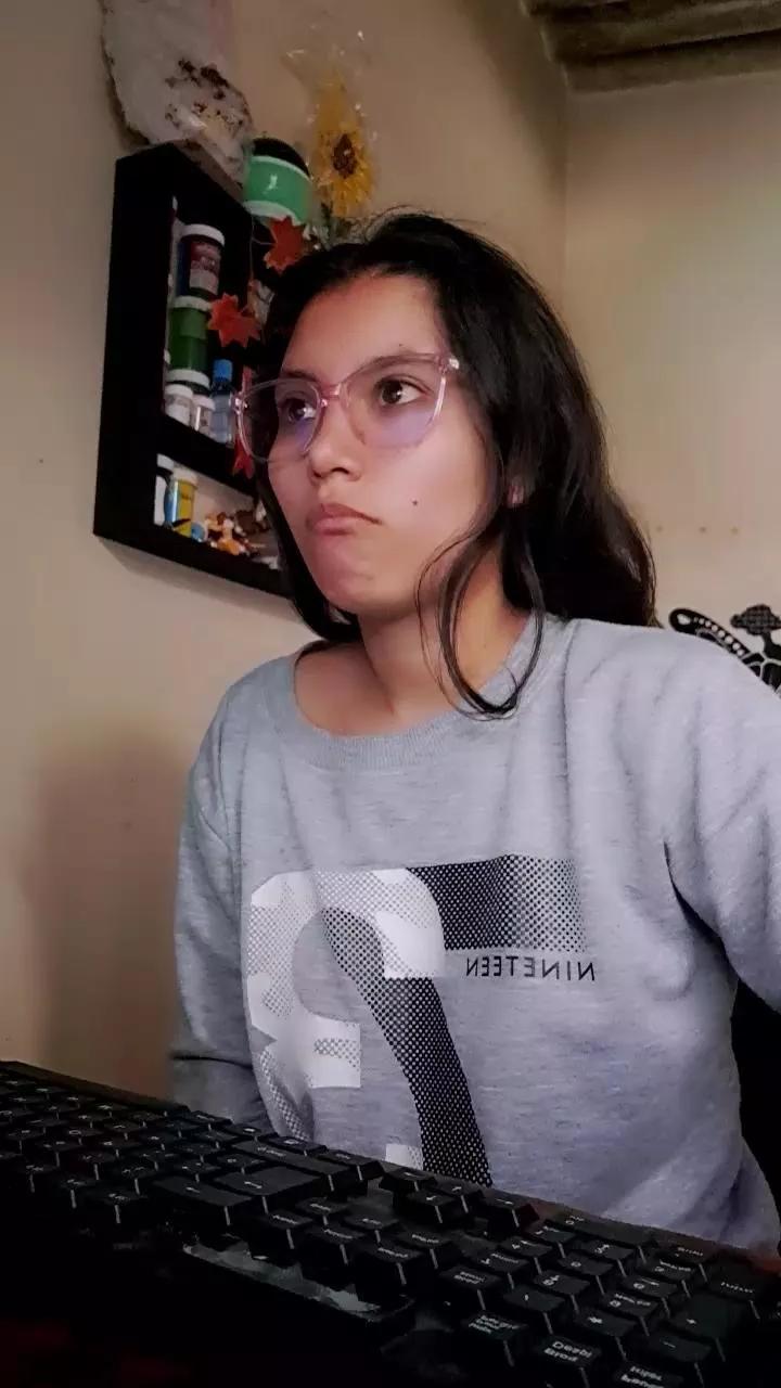Hannah__Klein on Cam4 