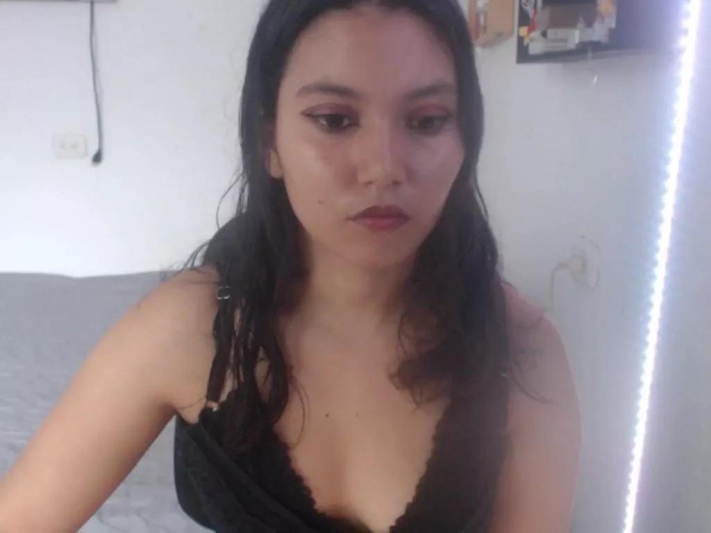 Hannah__Klein on Cam4 