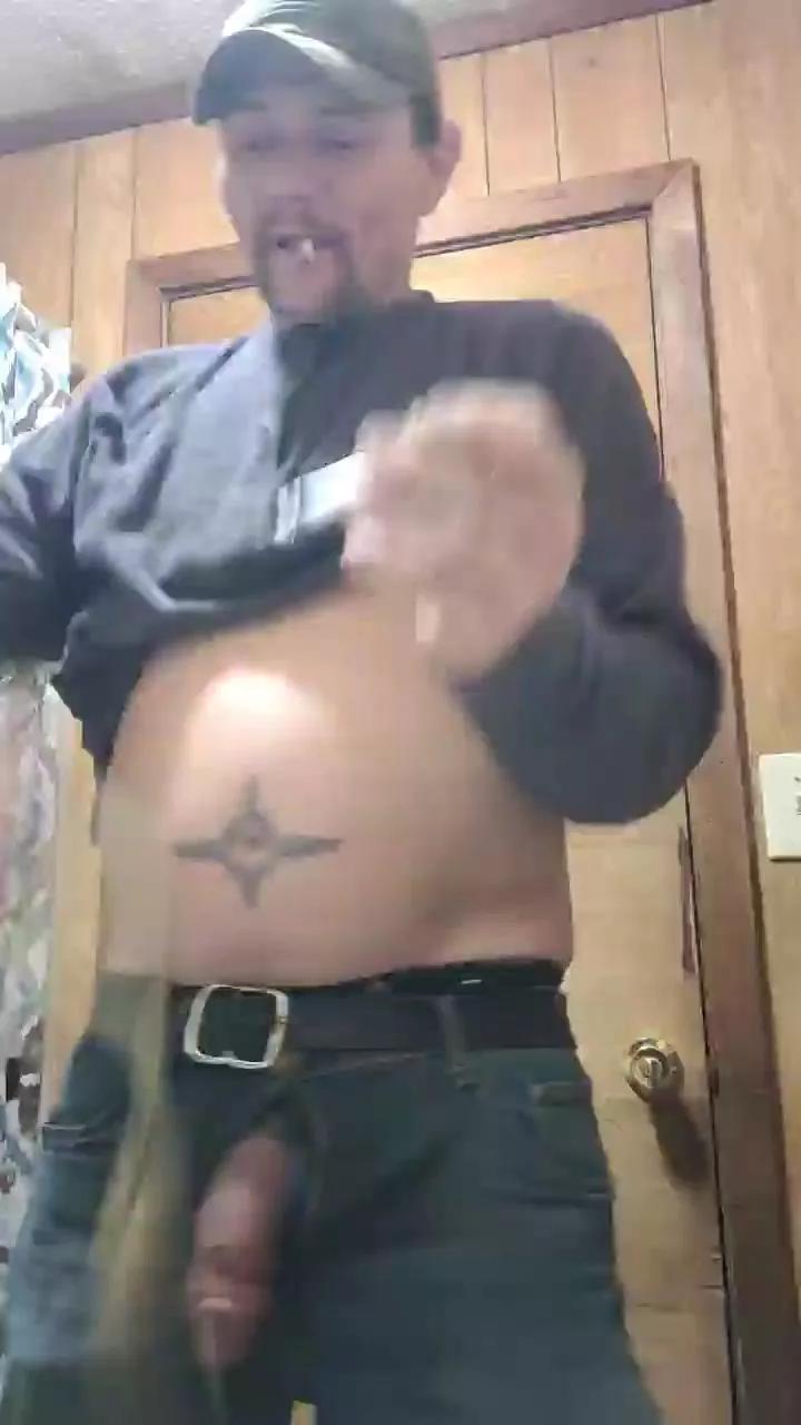 Hardhitter2005 on Cam4 