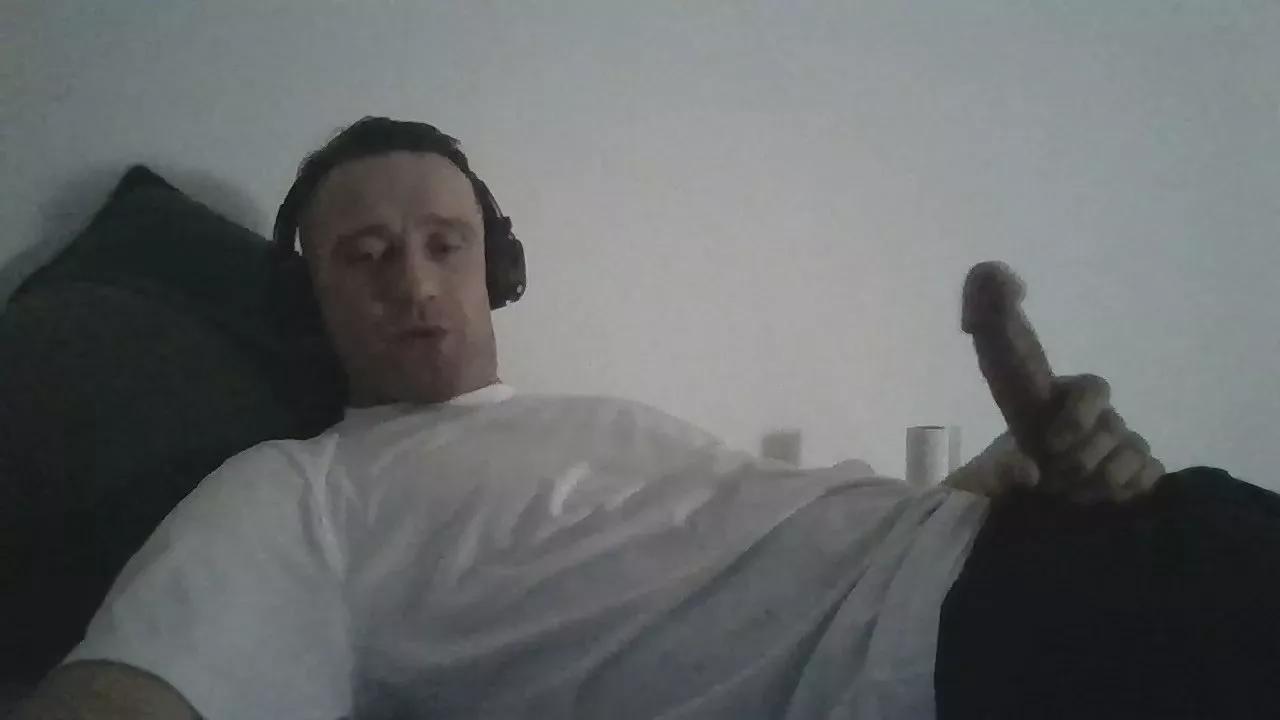 hartdickleon on Cam4 