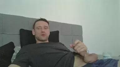 hartdickleon on Cam4 