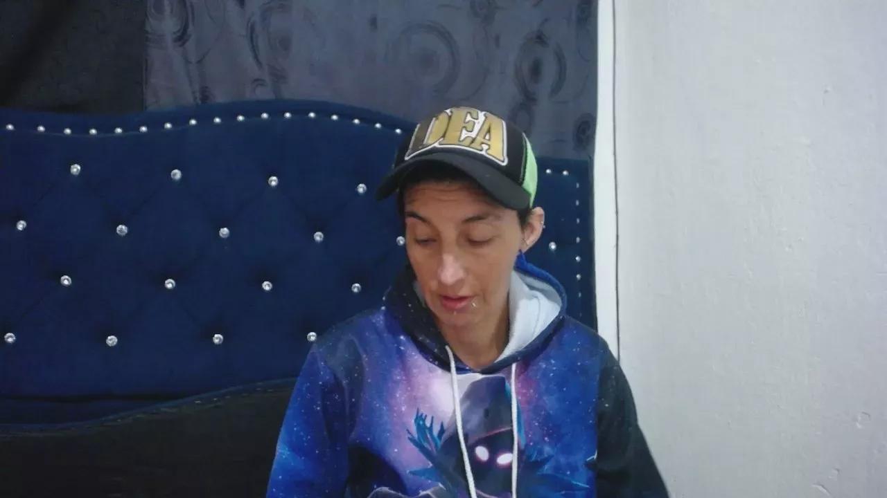 hasbleidy_hot on Cam4 