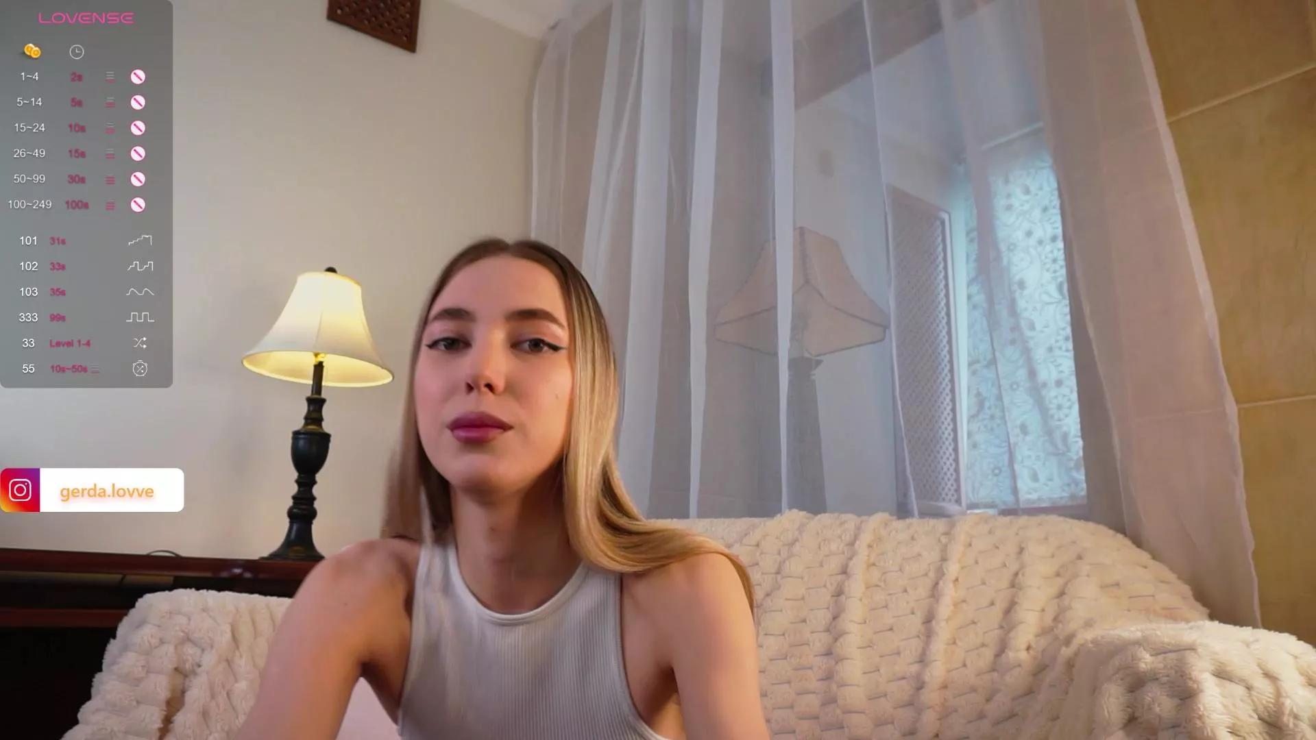 heida_moor on Cam4 