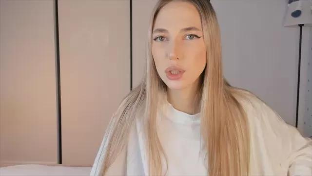 heida_moor on Cam4 