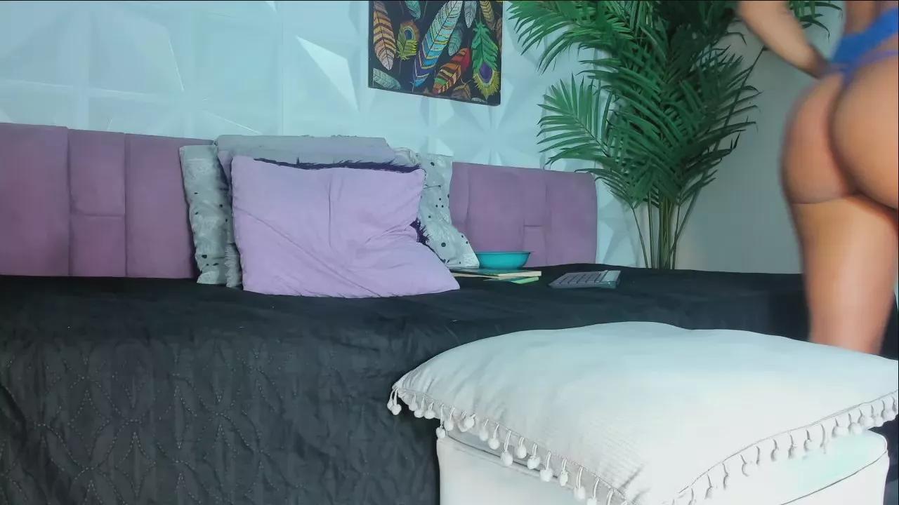 Hellen_Sky on Cam4 
