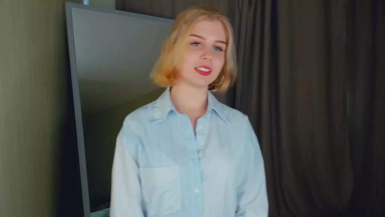 HenriettaGail on Cam4 