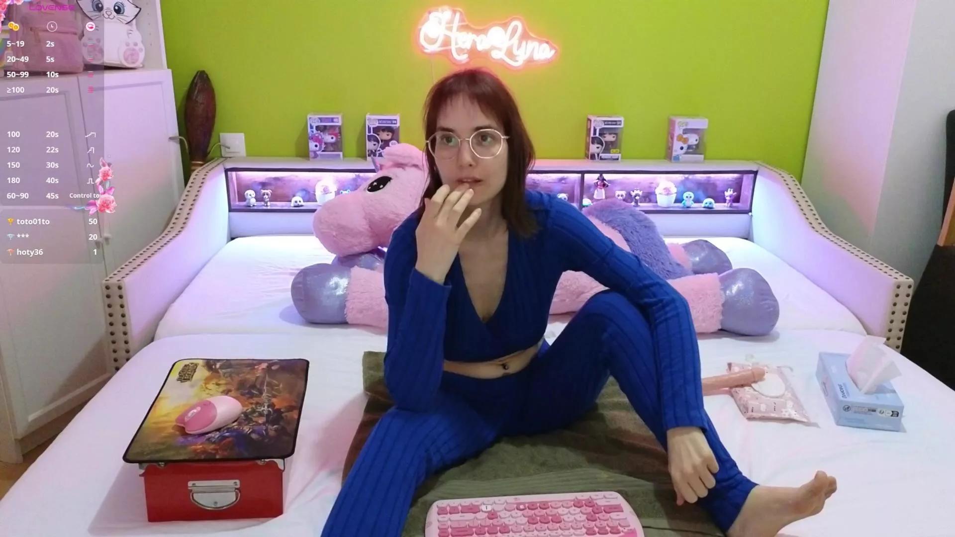 HeraLuna on Cam4 