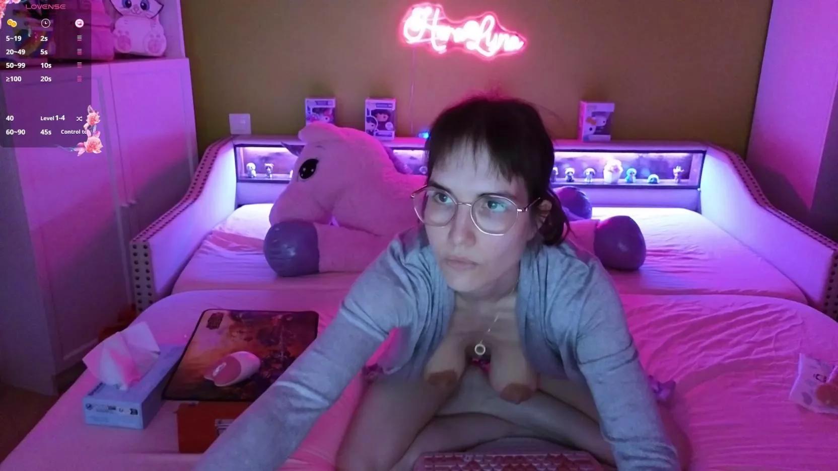 HeraLuna on Cam4 