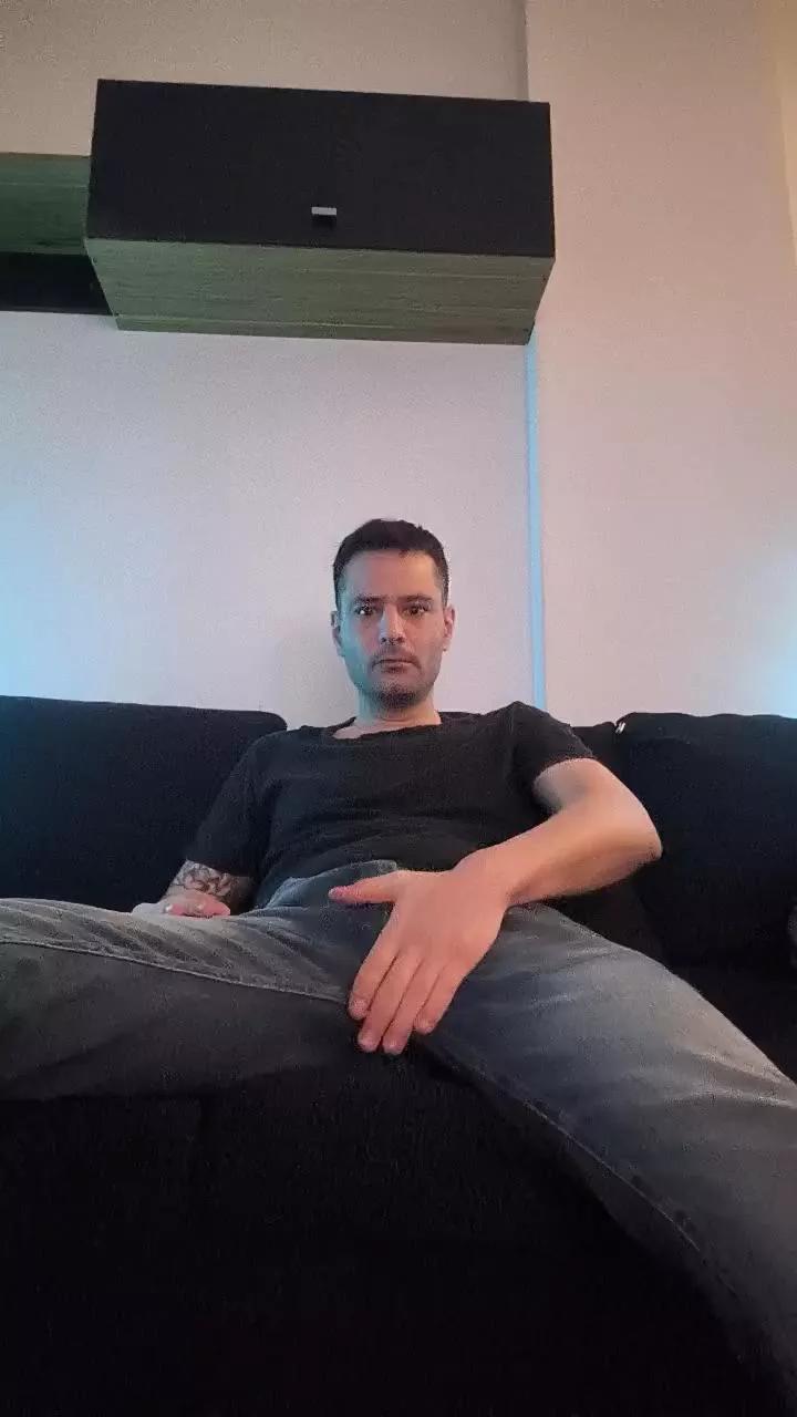 Heterobaires on Cam4 