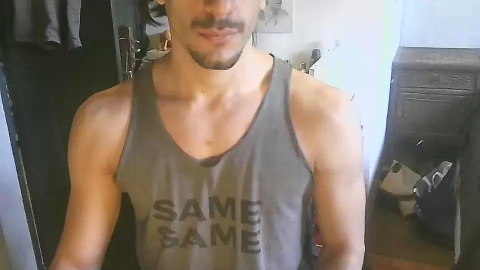 Offline Highcumming33 on Cam4