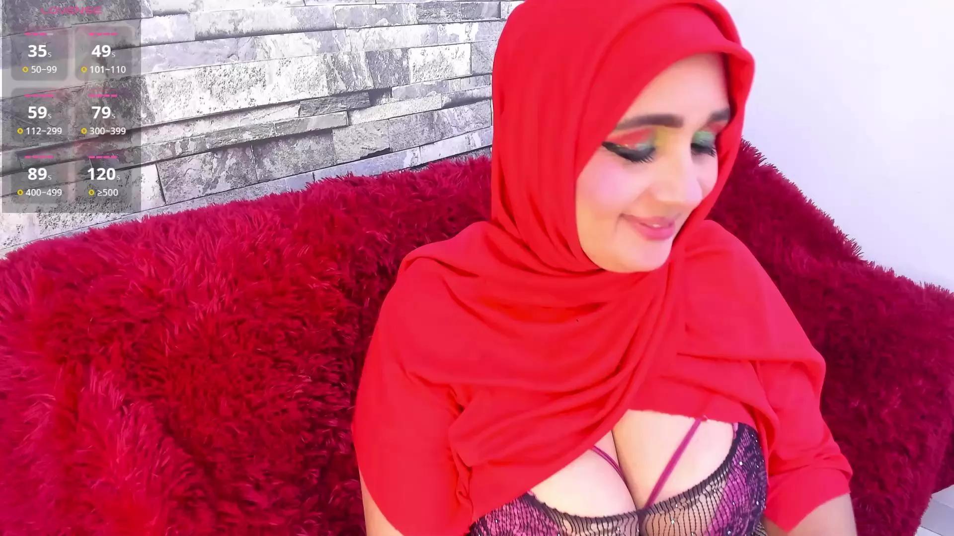 HijabiMilf on Cam4 