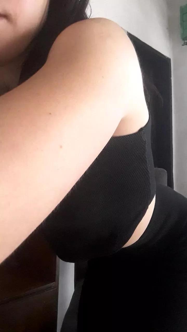 hinataax on Cam4 