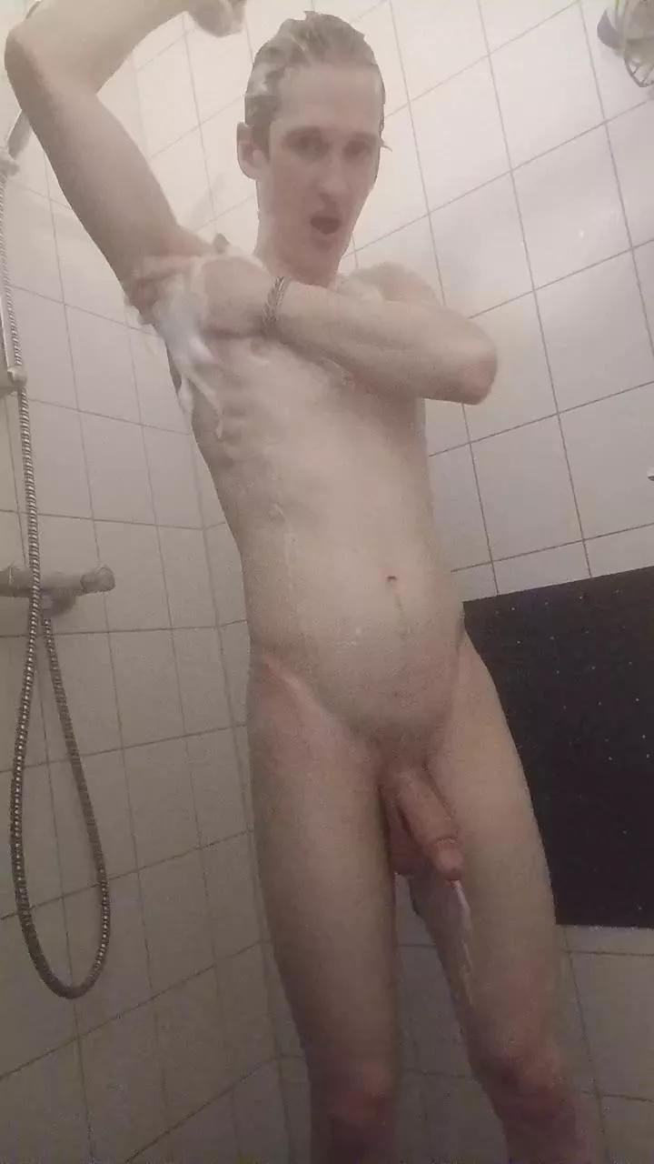 HornyPornyGuy on Cam4 