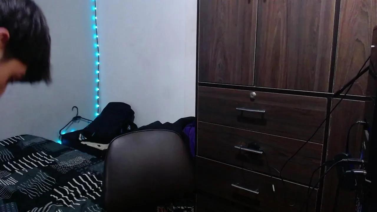 Offline Hot_Couple_21K on Cam4