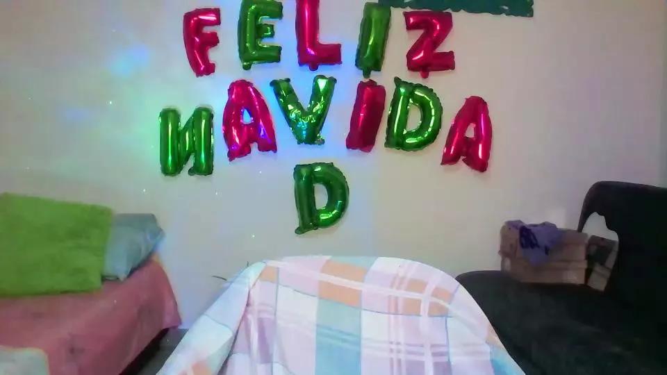 Offline Hot_crisps on Cam4