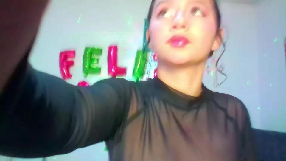 Offline Hot_crisps on Cam4