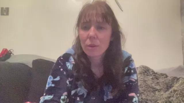 Hotbabe2019 on Cam4 