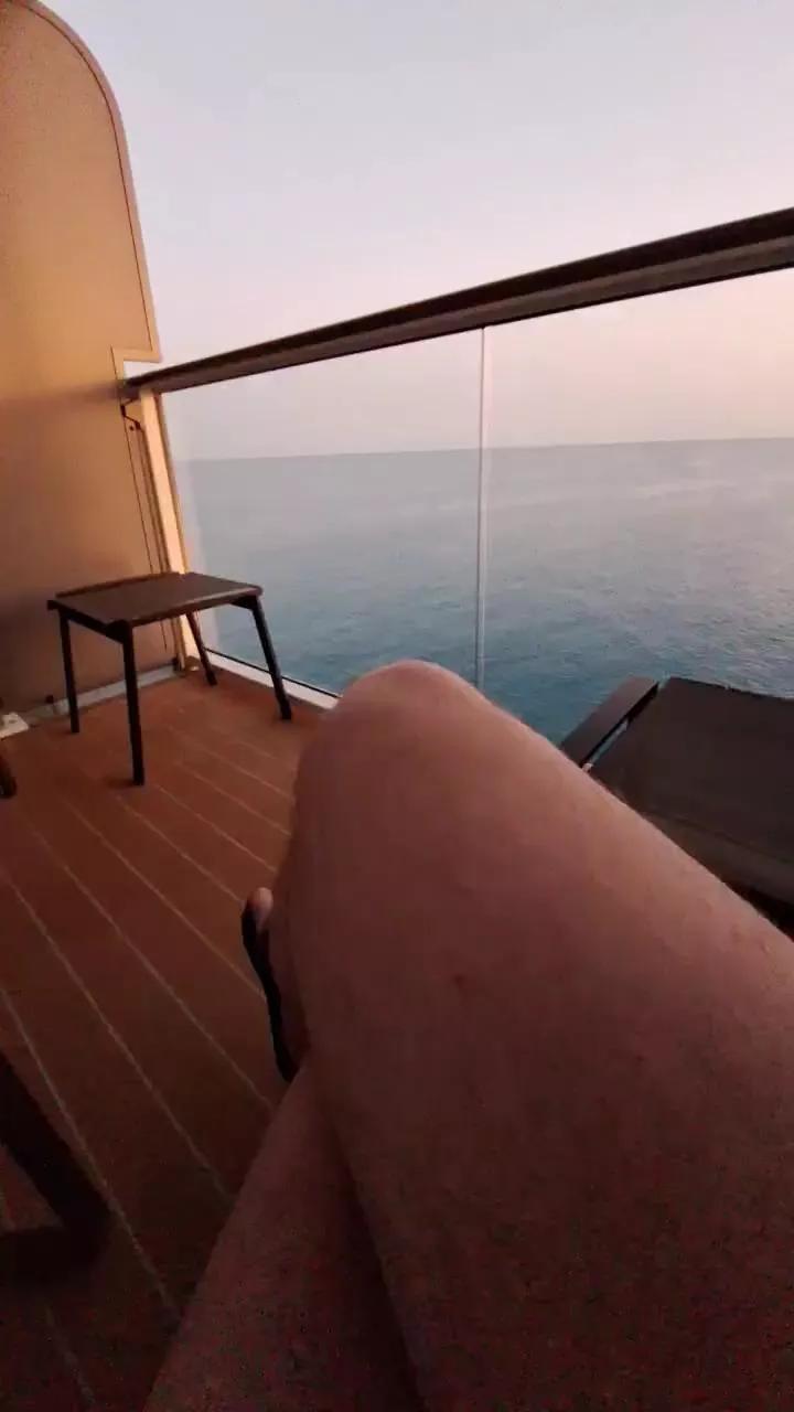 hotjerk2019 on Cam4 