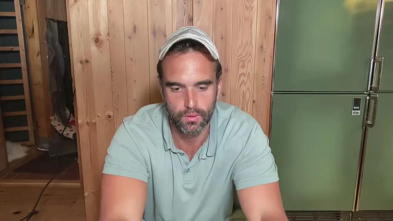 HotSculptor on Cam4
