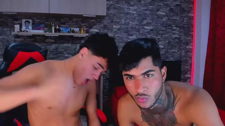 hotter_boys777 on Cam4 