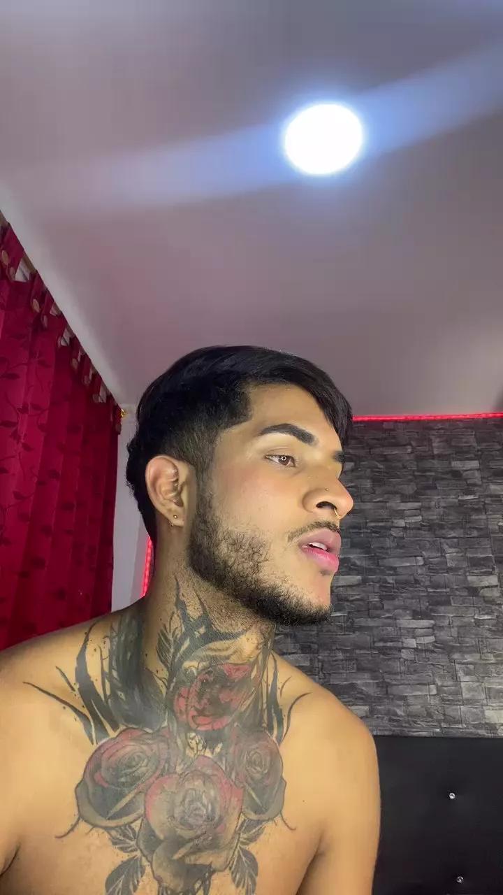 hotter_boys777 on Cam4 