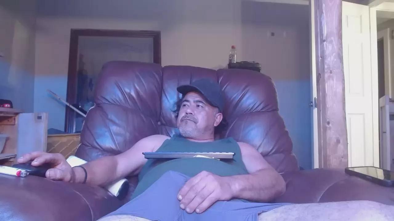 HughJanis on Cam4 