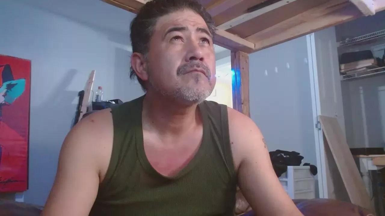 HughJanis on Cam4 