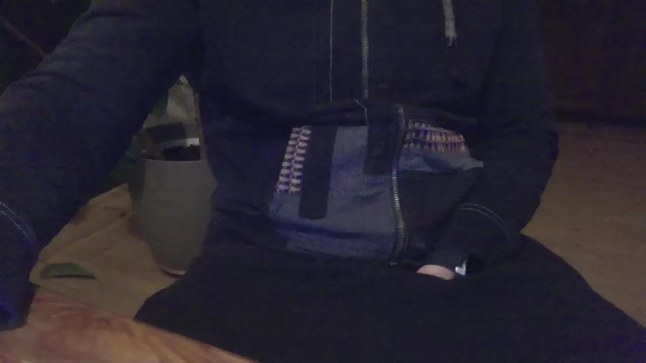 hungbln on Cam4 