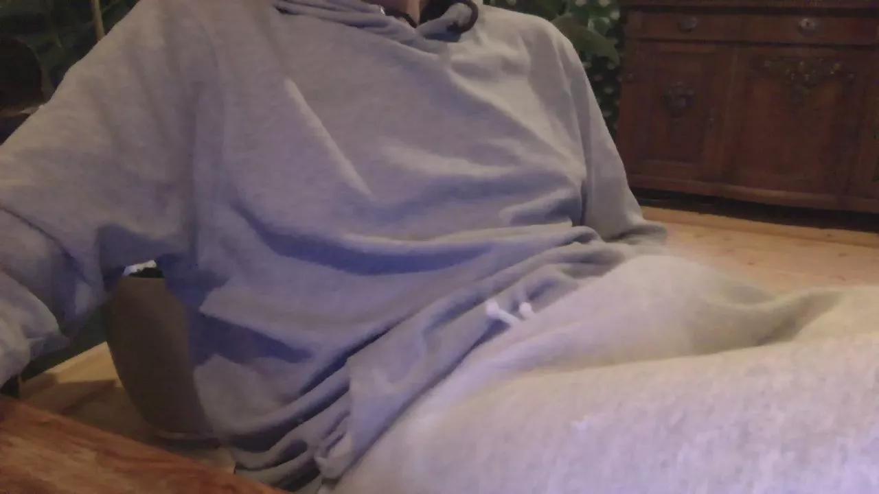 hungbln on Cam4 