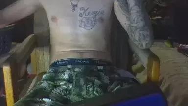 HungHerb1992 on Cam4 