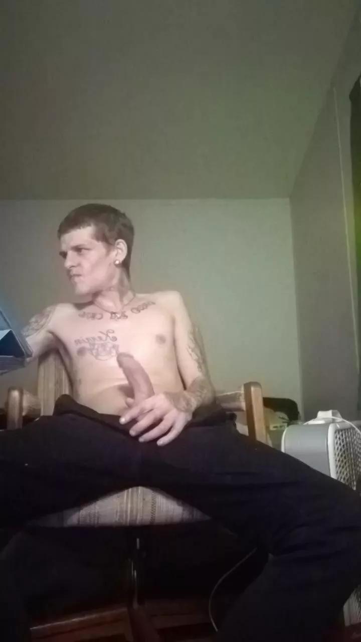 HungHerb1992 on Cam4 