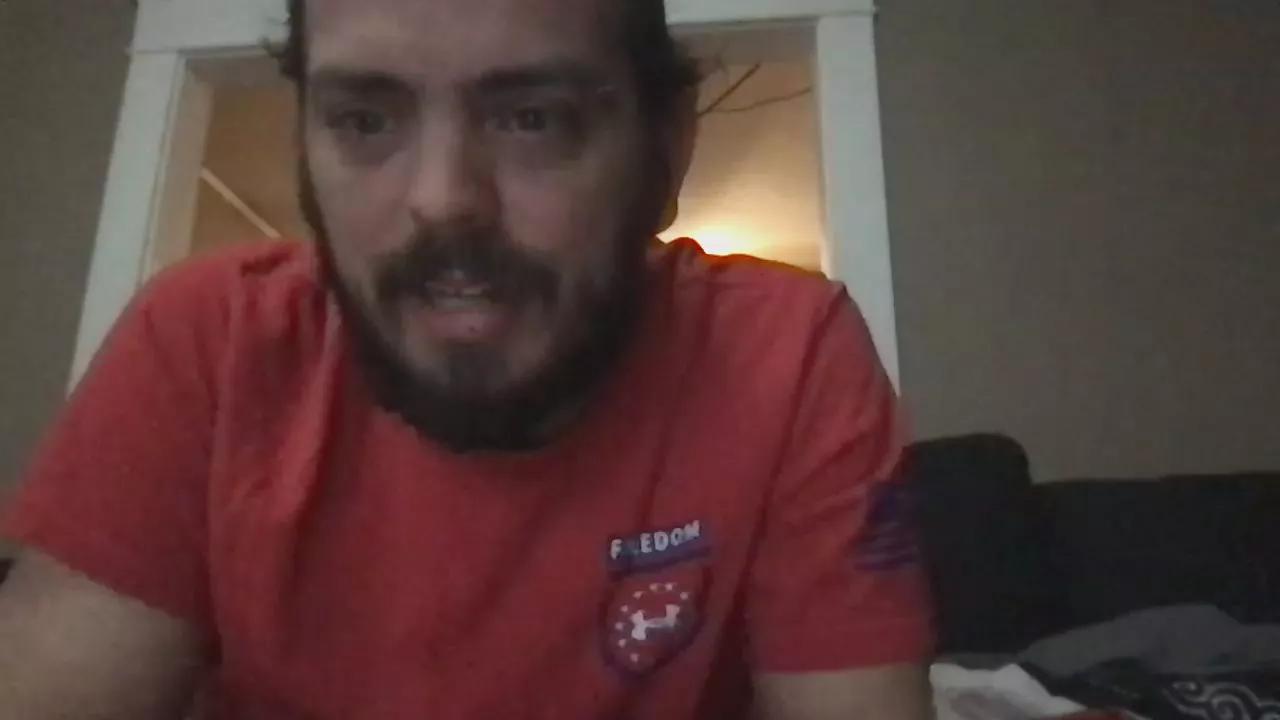 Hungstallion216 on Cam4 