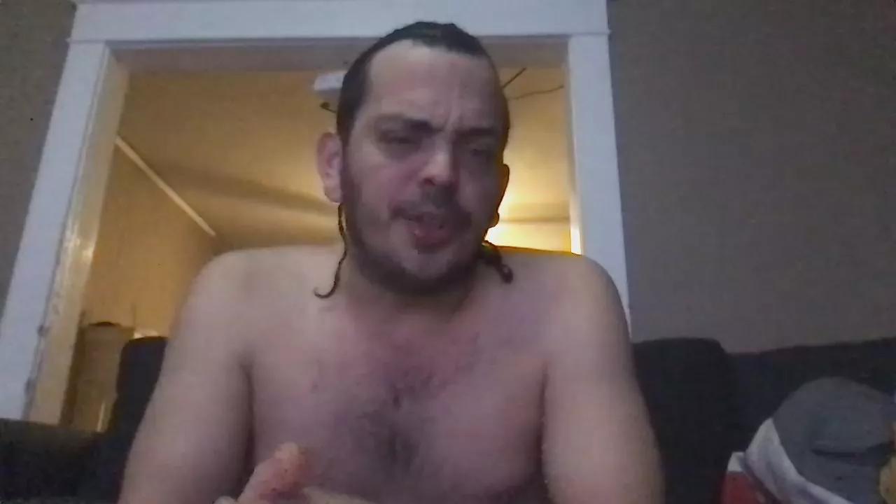 Hungstallion216 on Cam4 