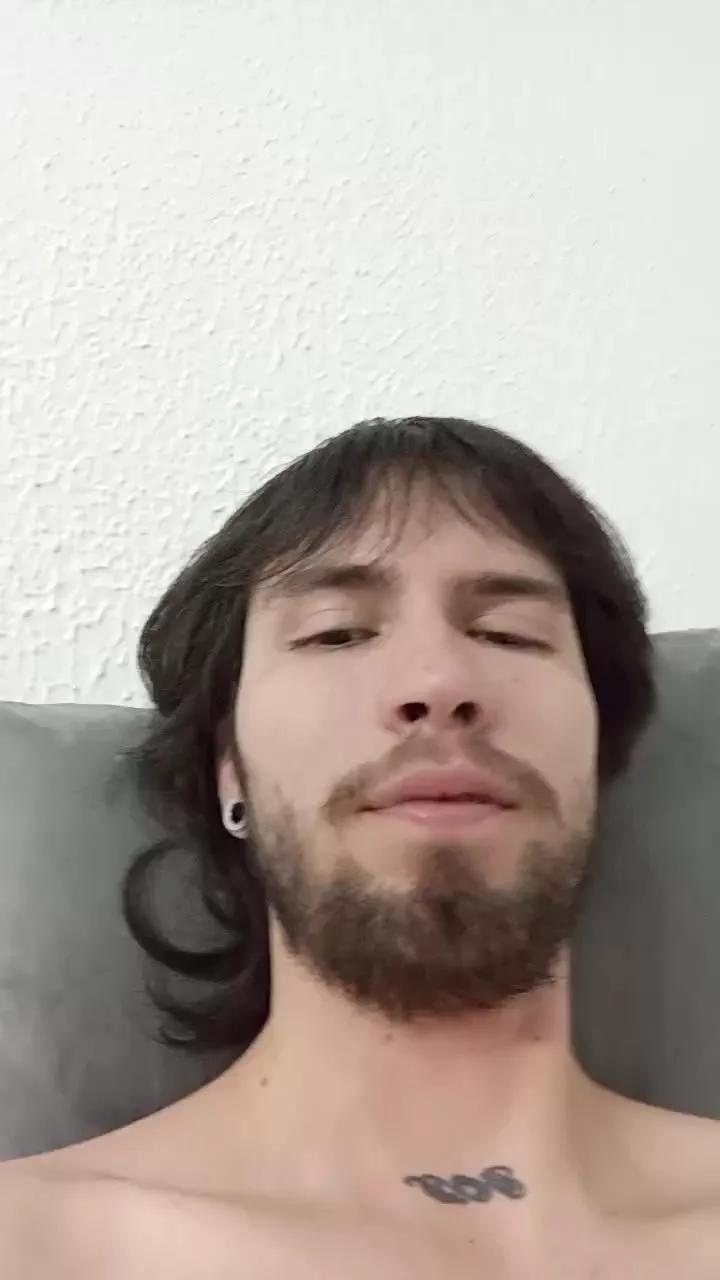 Huntermoor on Cam4 