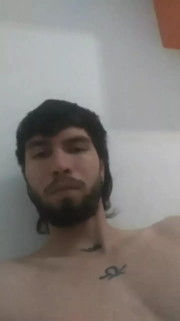 Huntermoor on Cam4 