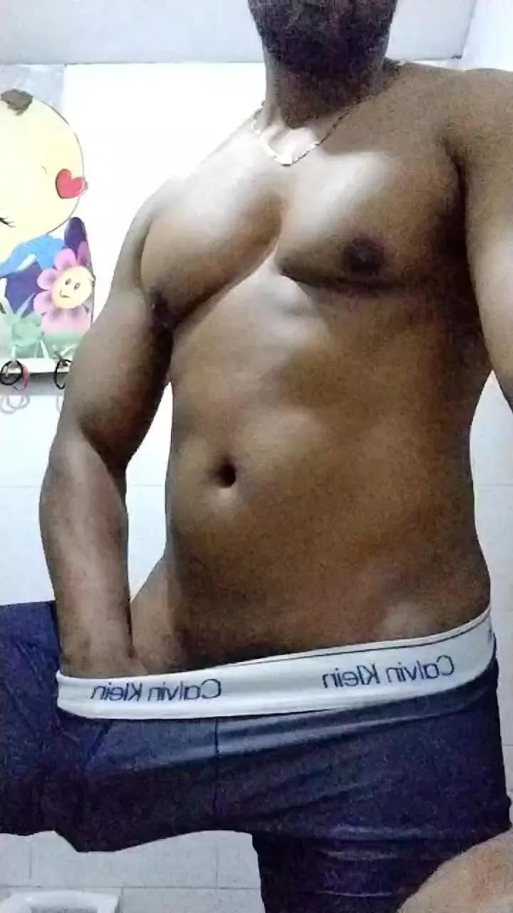 irey_negro on Cam4 