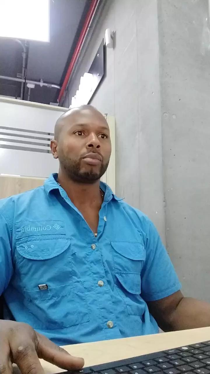 irey_negro on Cam4 