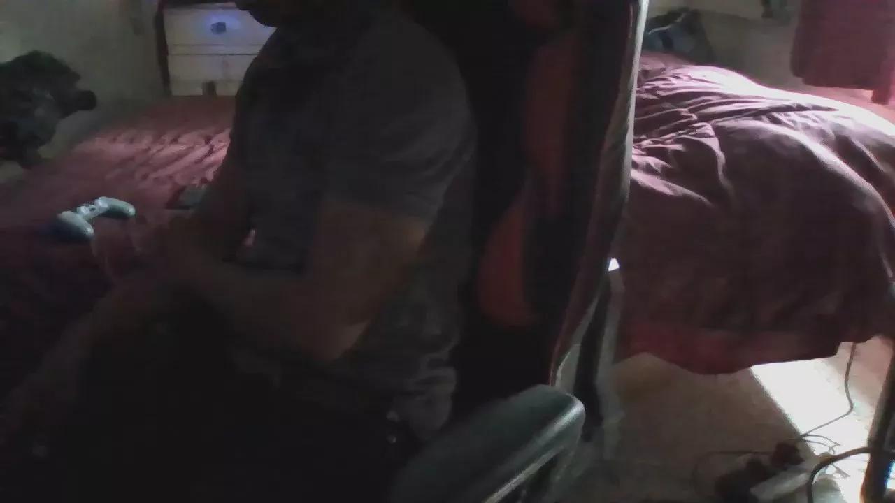 Ironcogking88 on Cam4 